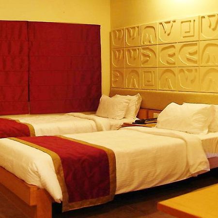 Classic Luxury Service Apartments Visakhapatnam Zewnętrze zdjęcie