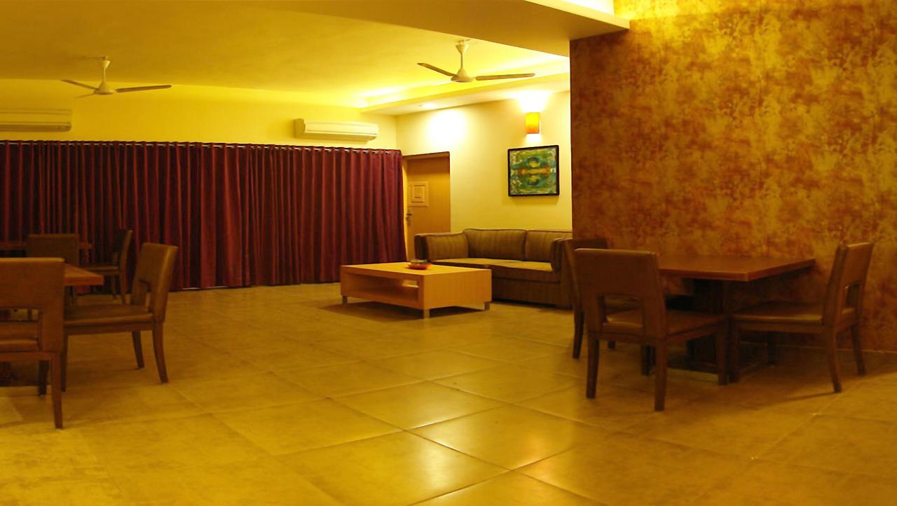 Classic Luxury Service Apartments Visakhapatnam Zewnętrze zdjęcie